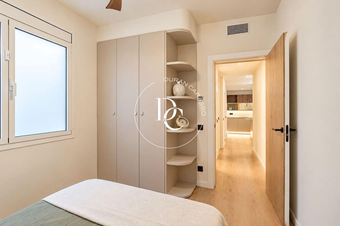 3 bedroom Apartment for sale in Barcelona city with garage - € 950,000 (Ref: 9303704)