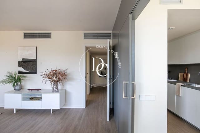 3 soveværelse Lejlighed til salg i Diagonal Mar i El Front Marítim del Poblenou, Barcelona by med swimmingpool - € 1.050.000 (Ref: 9303705)