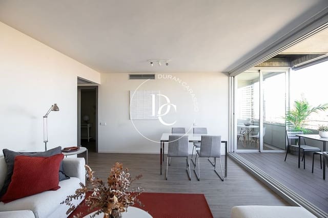 3 soveværelse Lejlighed til salg i Diagonal Mar i El Front Marítim del Poblenou, Barcelona by med swimmingpool - € 1.050.000 (Ref: 9303705)