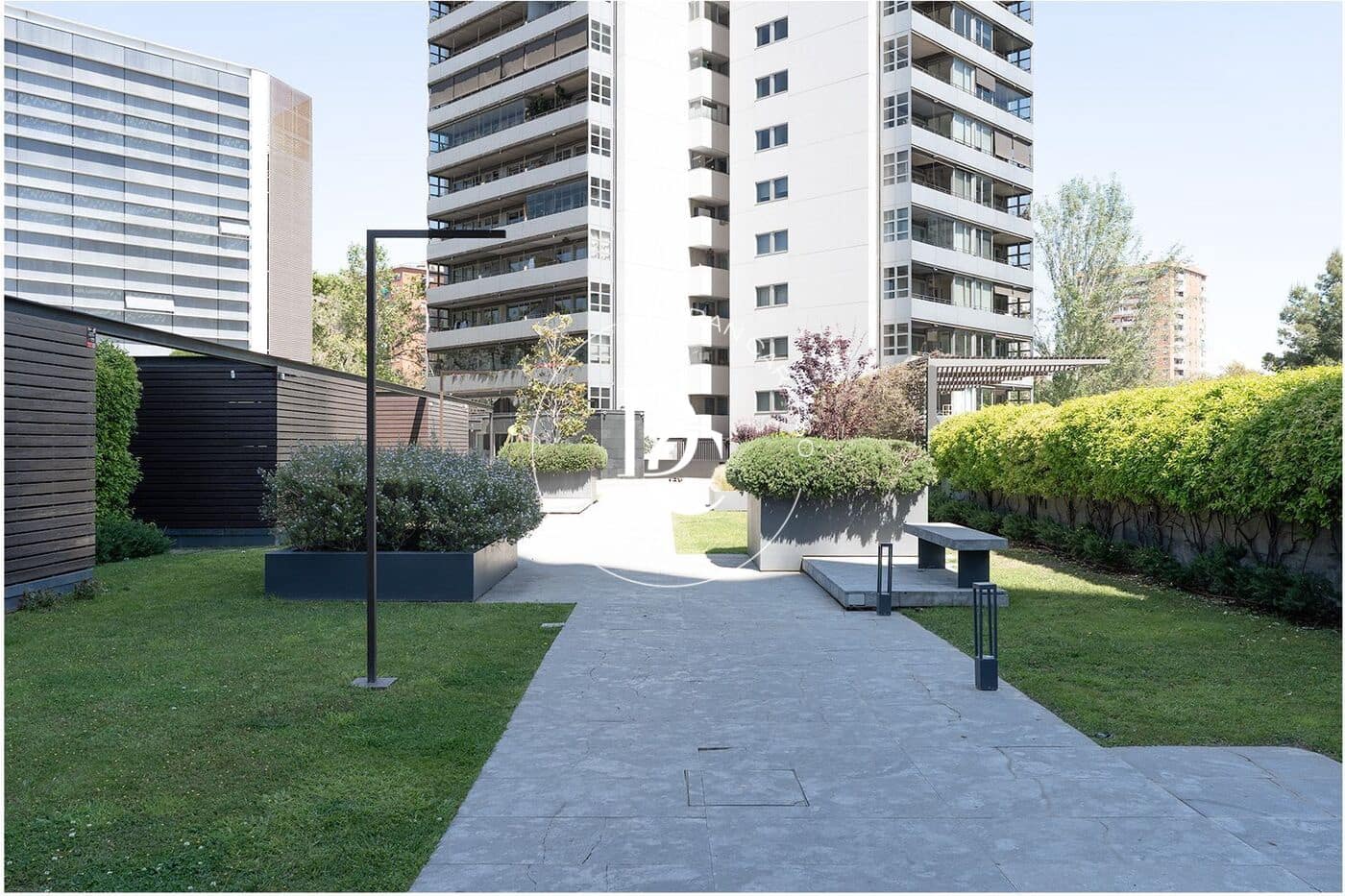 3 sypialnia Apartament na sprzedaż w Miasto Barcelona z basenem - 1 050 000 € (Ref: 9303705)