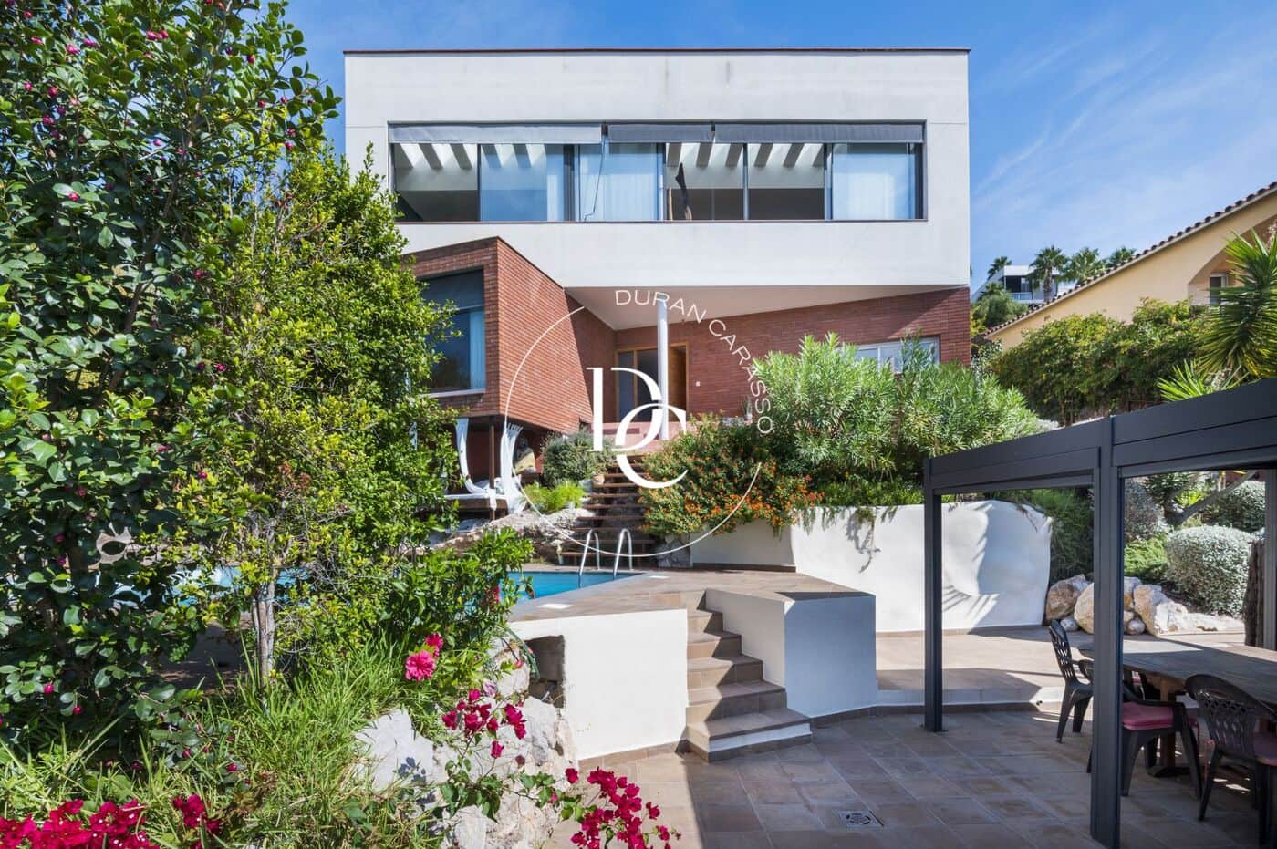 6 soverom Villa til salgs i Sitges med svømmebasseng - € 1 175 000 (Ref: 9313720)