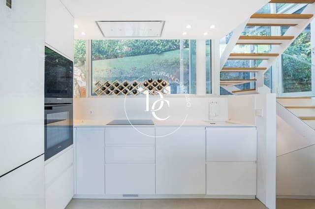 4 bedroom Villa for rent in Sitges with pool - € 5,800 (Ref: 9313721)