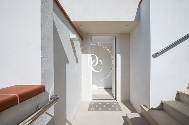 4 bedroom Villa for rent in Sitges with pool - € 5,800 (Ref: 9313721)