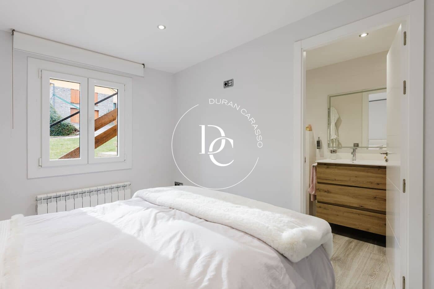 3 soverom Leilighet til salgs i Alp - € 460 000 (Ref: 9330810)