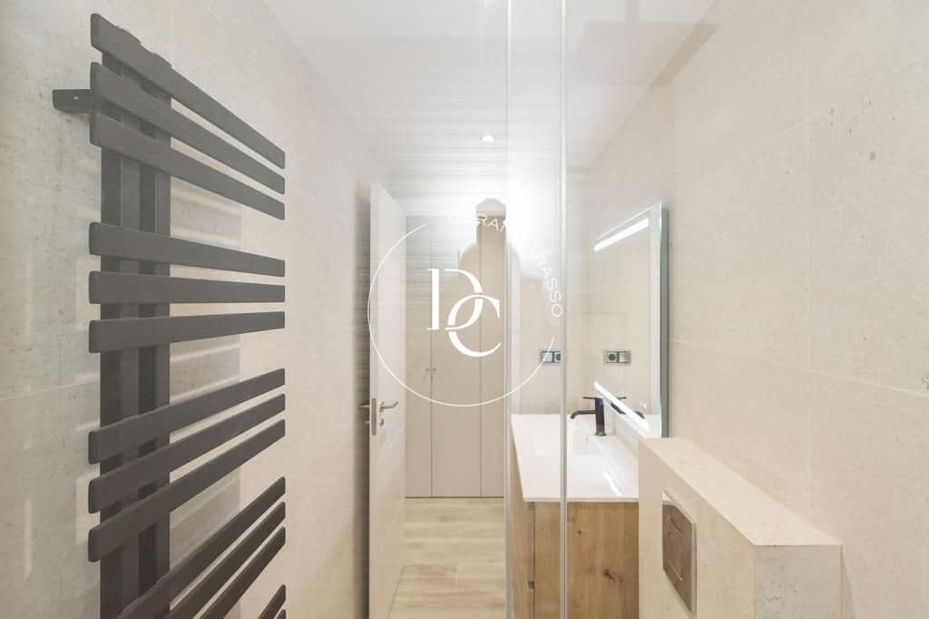 3 soverom Leilighet til salgs i Alp - € 460 000 (Ref: 9330810)