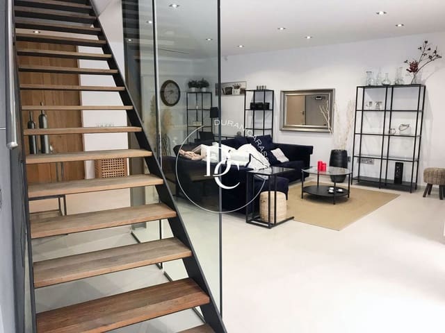 Villa/Maison de 4 chambres à louer à Sitges - 4 800 € (Ref: 9349708)