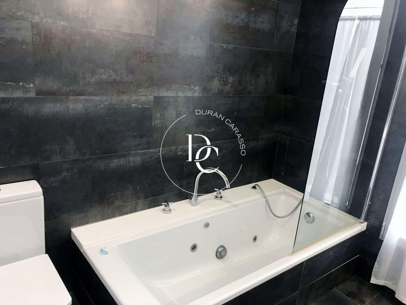 4 bedroom Villa for rent in Sitges - € 4,800 (Ref: 9349708)