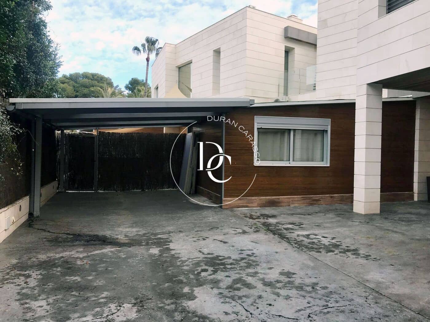 4 bedroom Villa for rent in Sitges - € 4,800 (Ref: 9349708)