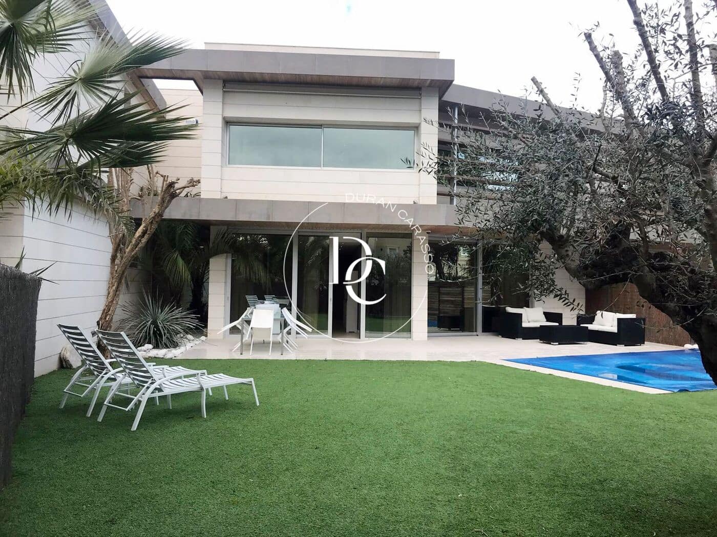 4 bedroom Villa for rent in Sitges - € 4,800 (Ref: 9349708)