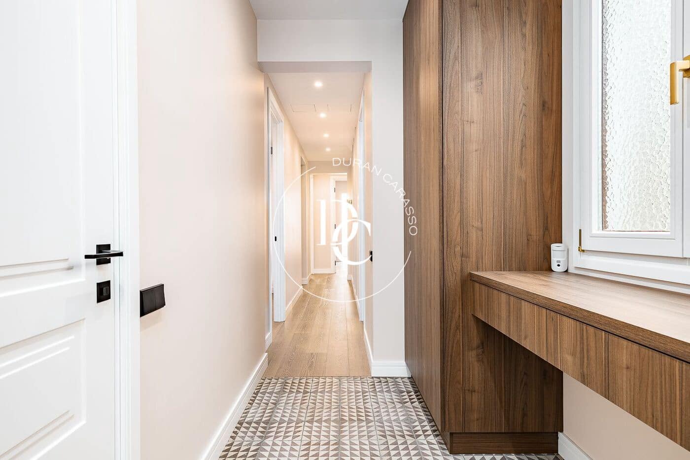 4 bedroom Apartment for sale in Barcelona city - € 1,435,000 (Ref: 9362701)