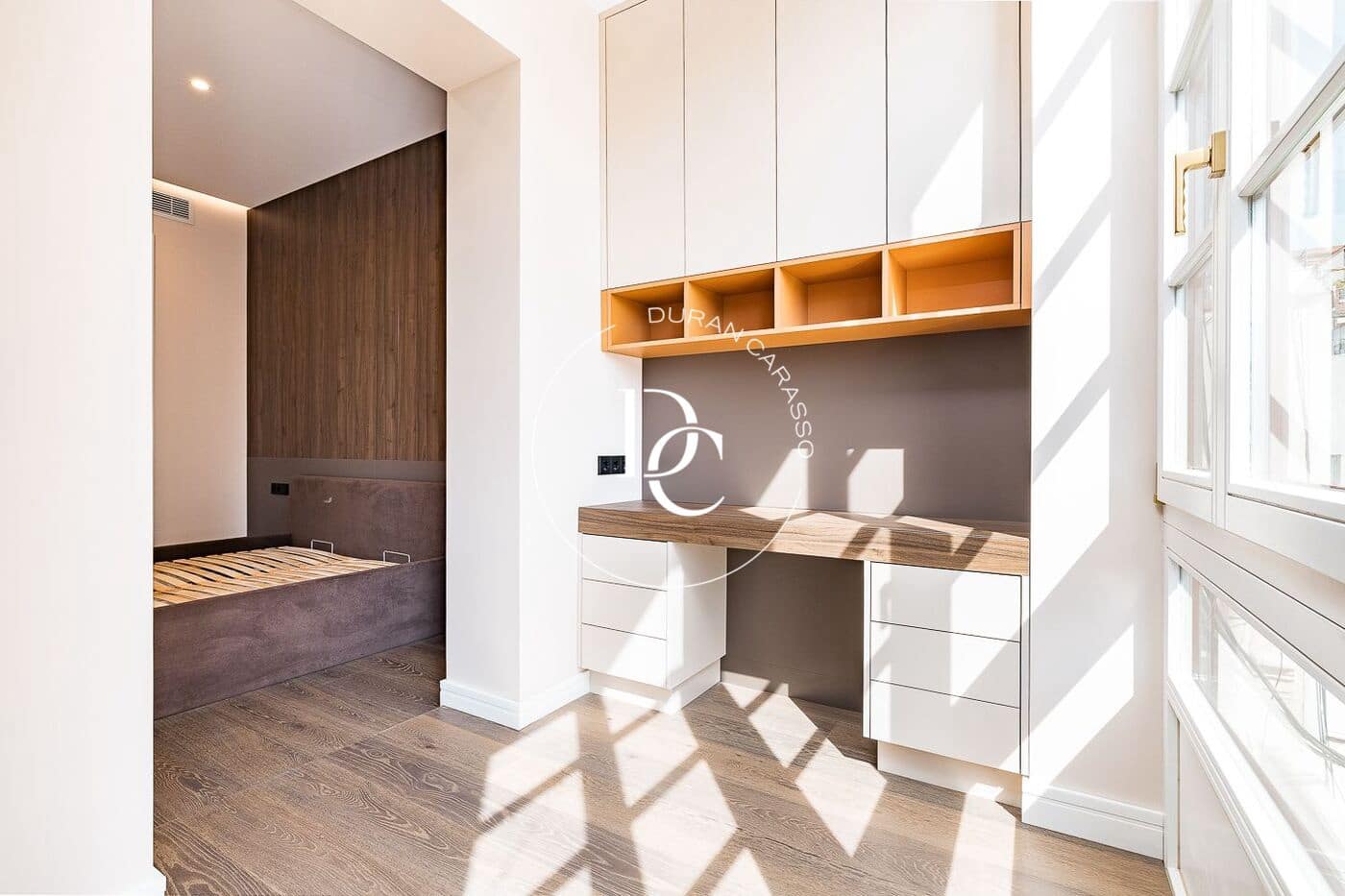 4 bedroom Apartment for sale in Barcelona city - € 1,435,000 (Ref: 9362701)