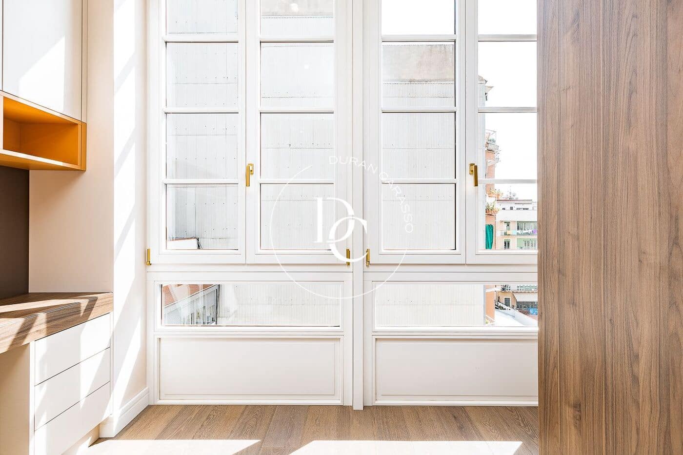 4 bedroom Apartment for sale in Barcelona city - € 1,435,000 (Ref: 9362701)