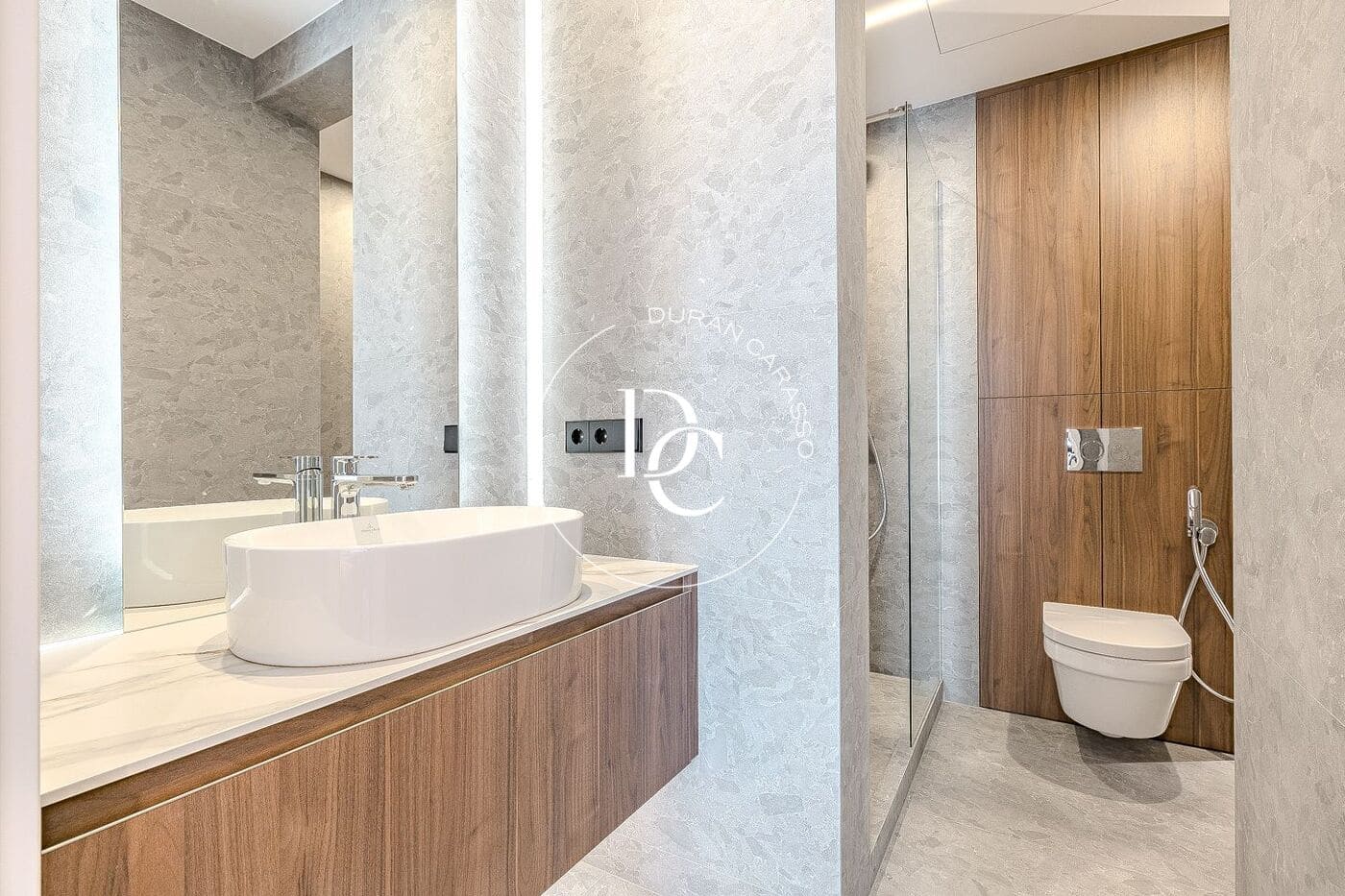 4 bedroom Apartment for sale in Barcelona city - € 1,435,000 (Ref: 9362701)