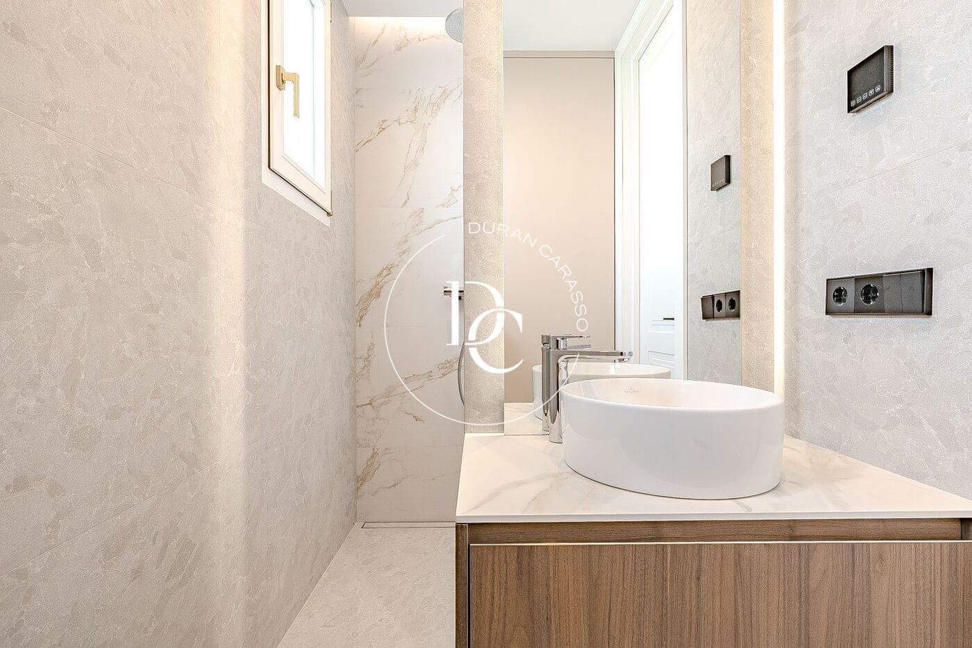 4 bedroom Apartment for sale in Barcelona city - € 1,435,000 (Ref: 9362701)