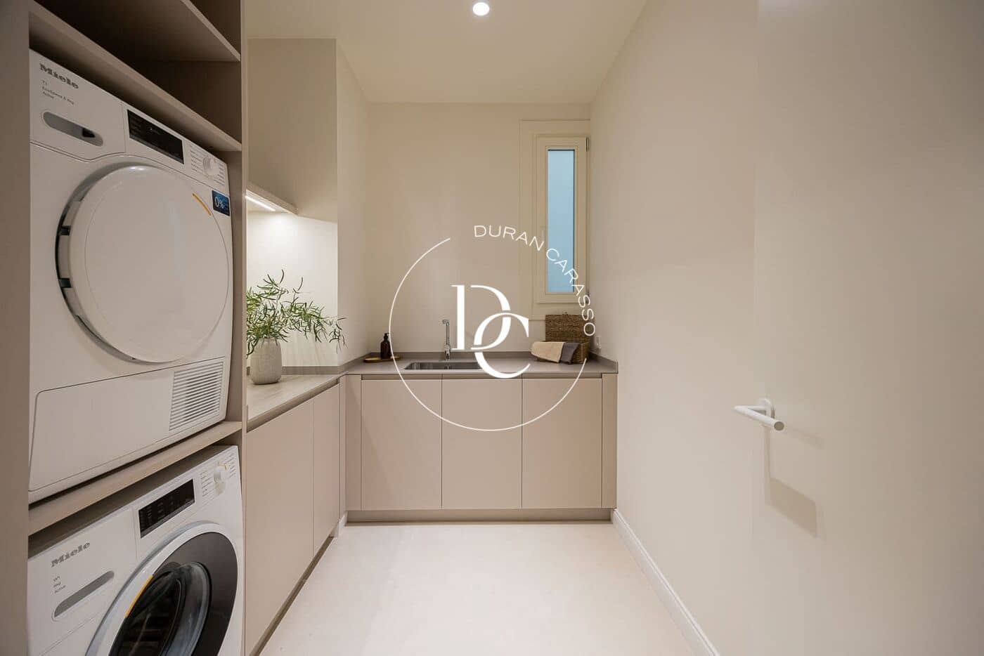 4 soverom Leilighet til salgs i Barcelona by - € 1 985 000 (Ref: 9367741)