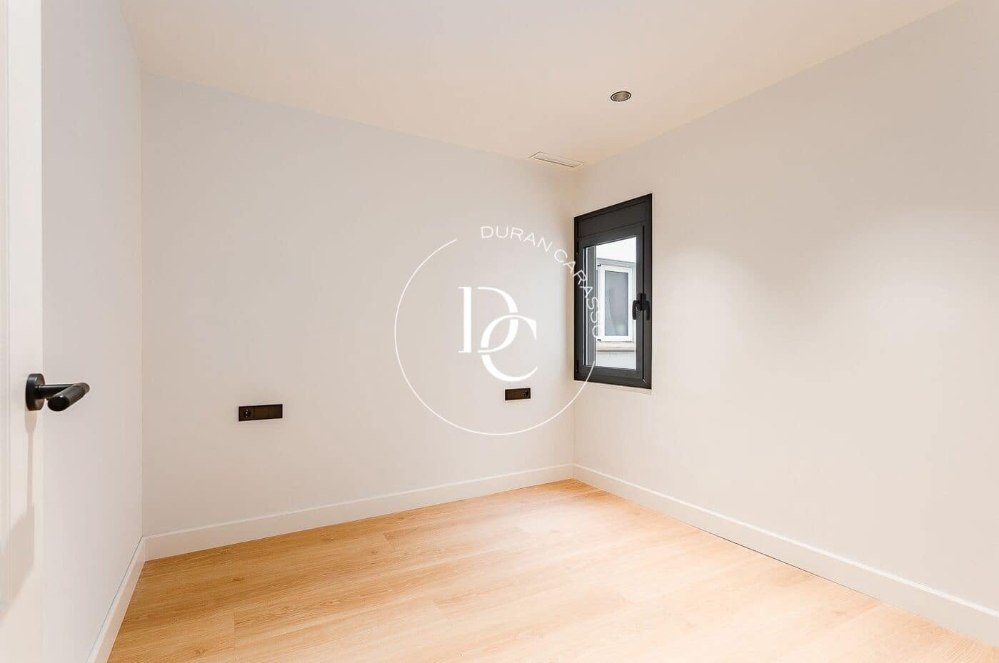 3 soverom Penthouse til salgs i Barcelona by - € 925 000 (Ref: 9372048)