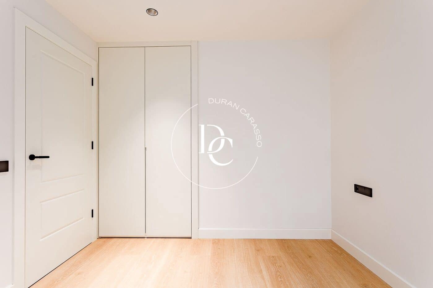 3 soverom Penthouse til salgs i Barcelona by - € 925 000 (Ref: 9372048)