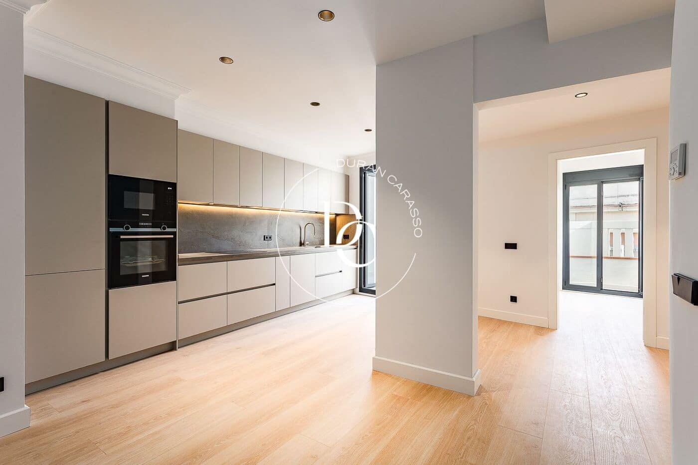 3 soverom Penthouse til salgs i Barcelona by - € 925 000 (Ref: 9372048)
