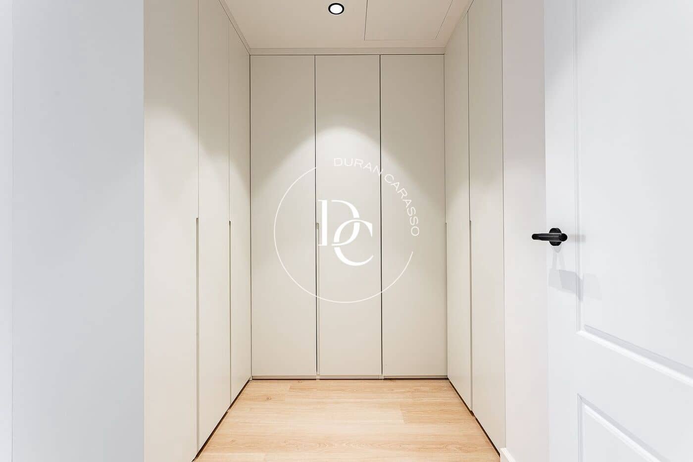 3 soverom Penthouse til salgs i Barcelona by - € 925 000 (Ref: 9372048)