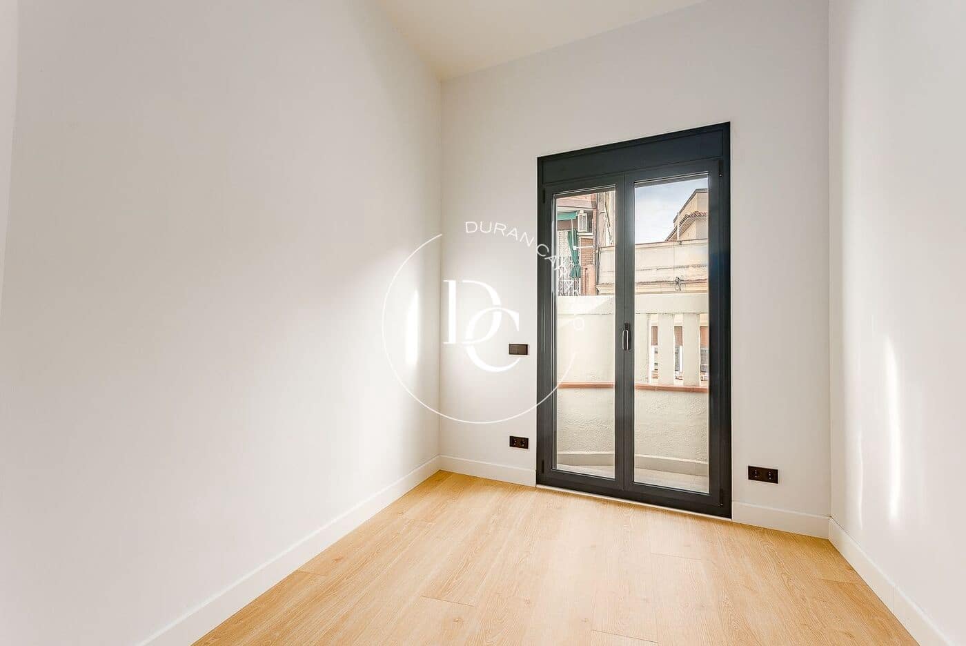 3 soverom Penthouse til salgs i Barcelona by - € 925 000 (Ref: 9372048)