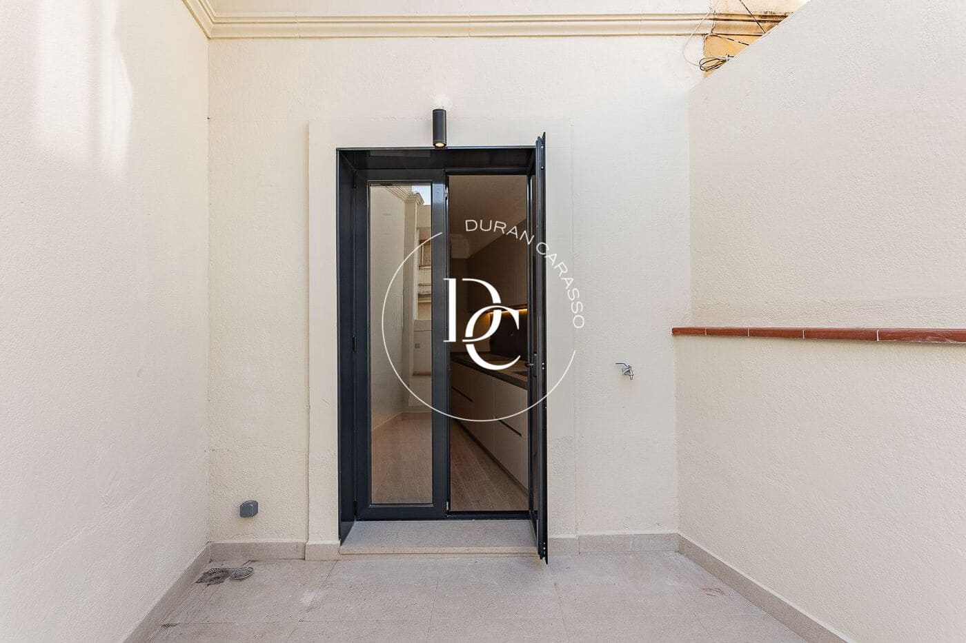 3 soverom Penthouse til salgs i Barcelona by - € 925 000 (Ref: 9372048)