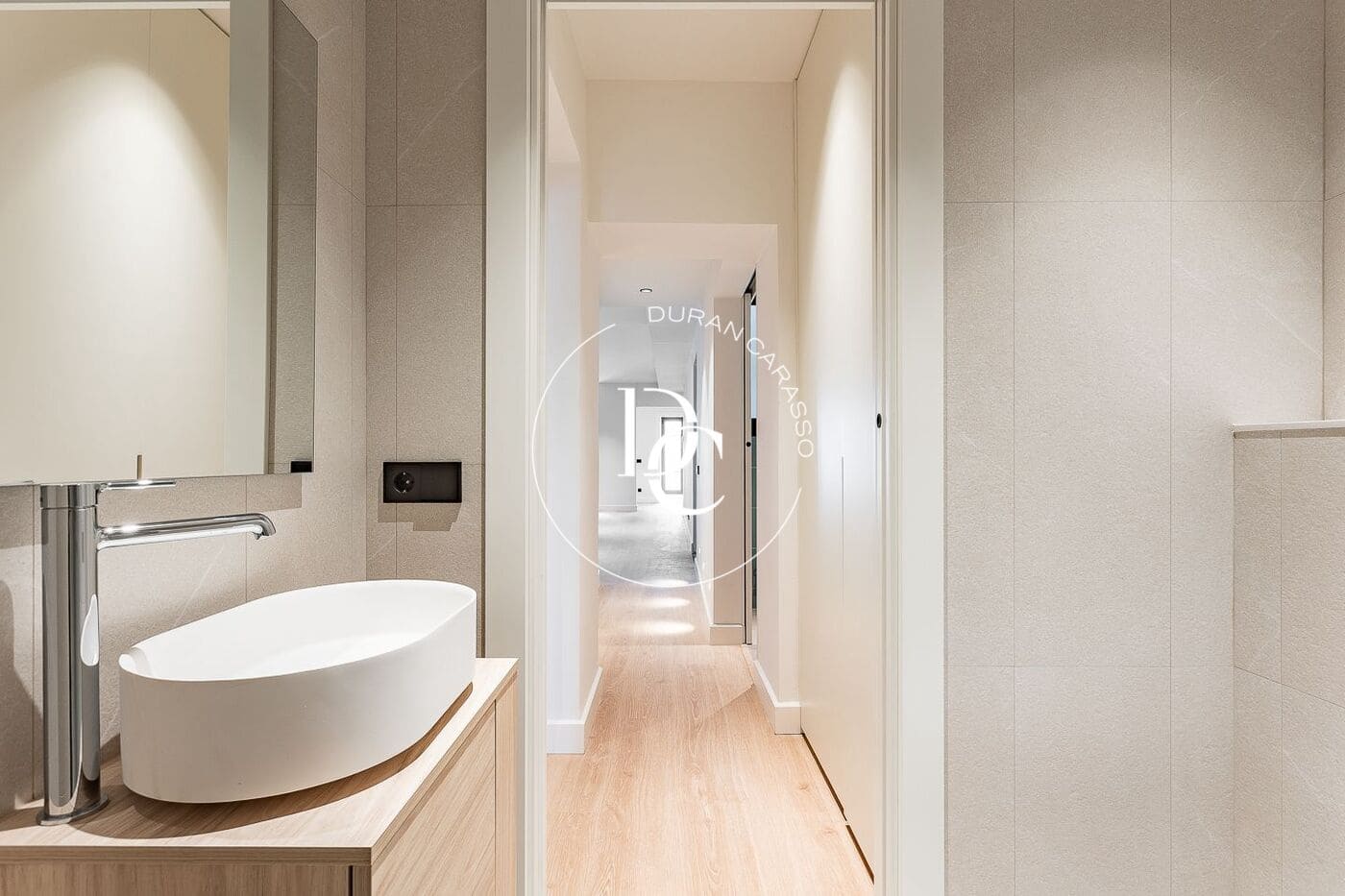 3 soverom Penthouse til salgs i Barcelona by - € 925 000 (Ref: 9372048)