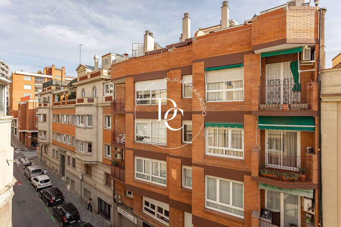 3 soverom Penthouse til salgs i Barcelona by - € 925 000 (Ref: 9372048)