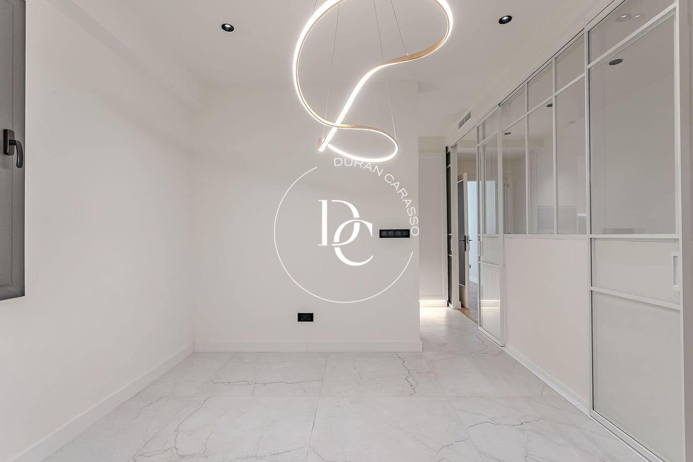 3 slaapkamer Appartement te koop in Barcelona stad - € 1.420.000 (Ref: 9388074)