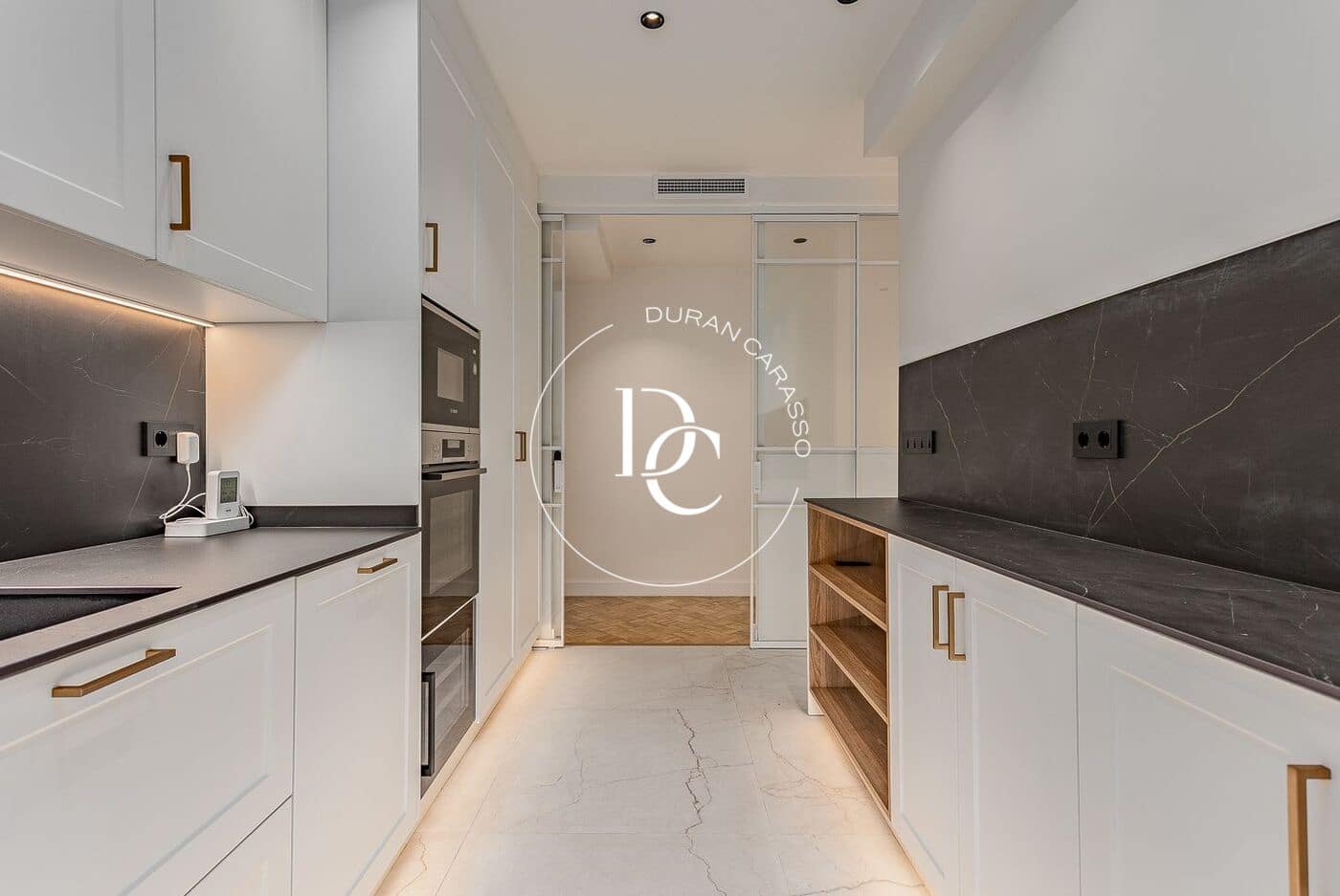 3 slaapkamer Appartement te koop in Barcelona stad - € 1.420.000 (Ref: 9388074)