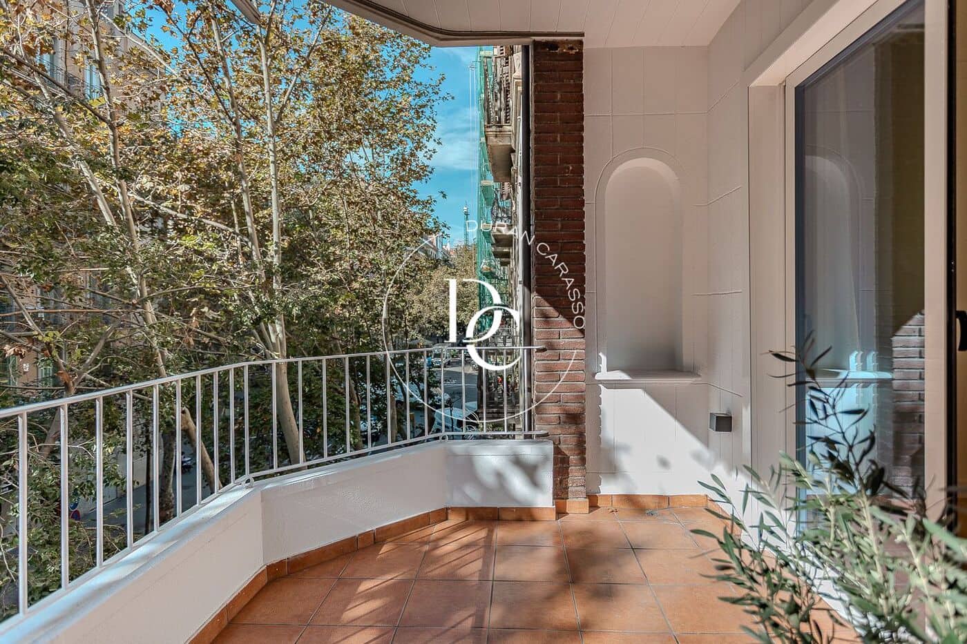 3 slaapkamer Appartement te koop in Barcelona stad - € 1.420.000 (Ref: 9388074)