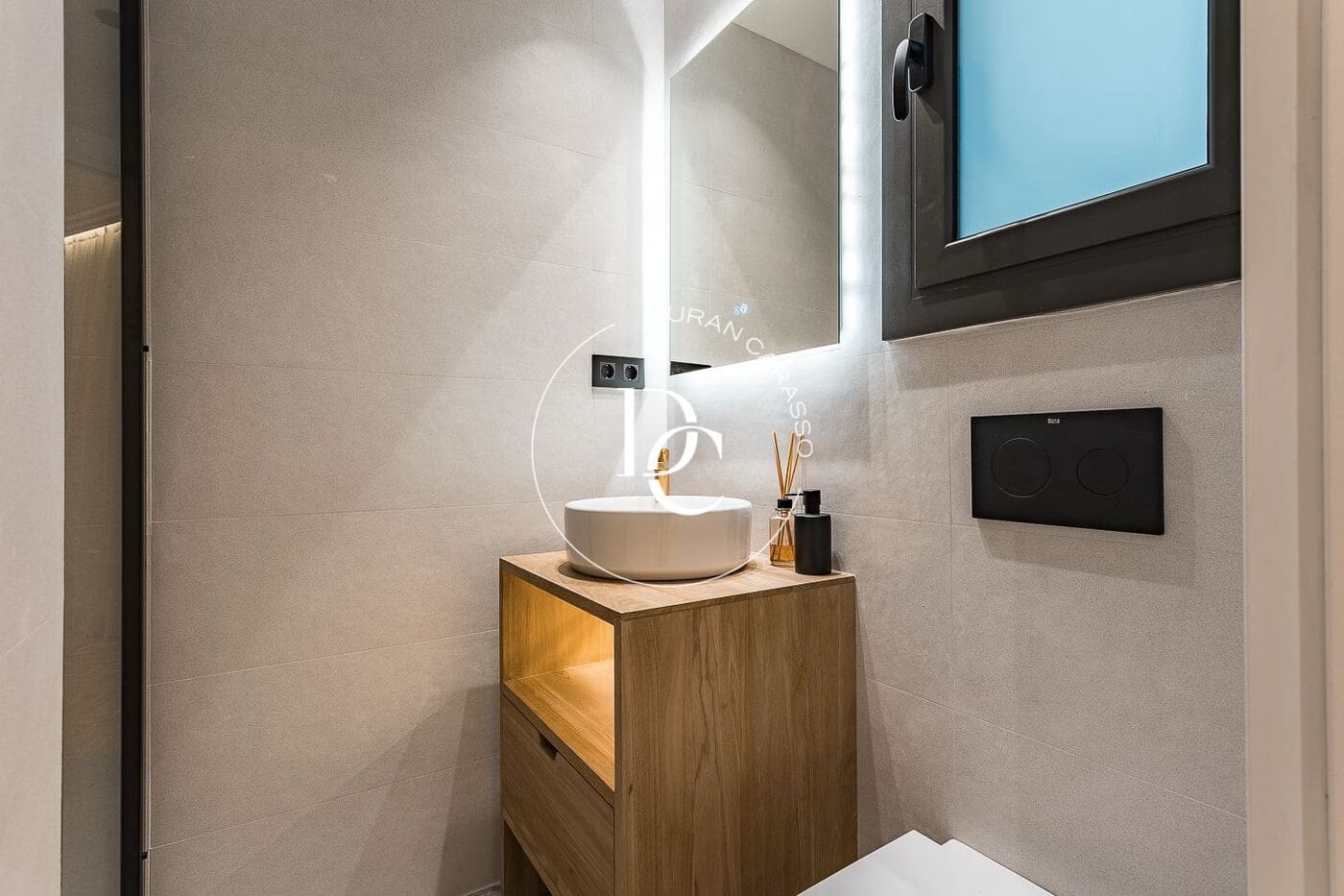 3 slaapkamer Appartement te koop in Barcelona stad - € 1.420.000 (Ref: 9388074)