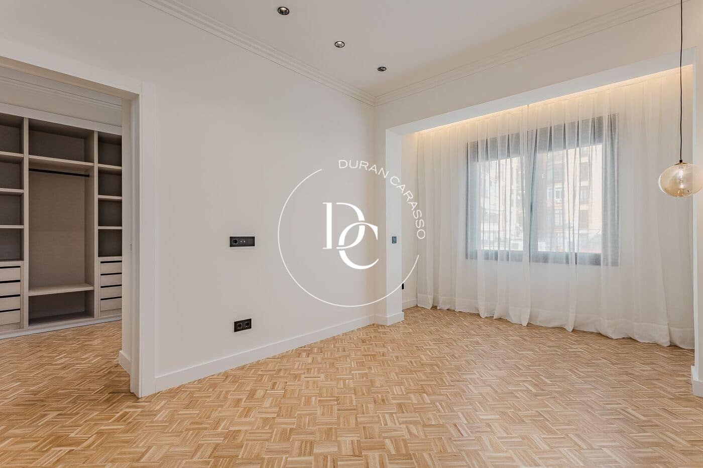 3 slaapkamer Appartement te koop in Barcelona stad - € 1.420.000 (Ref: 9388074)