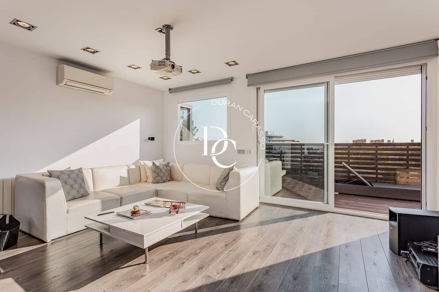 5 chambre Penthouse à vendre à Barcelone ville avec piscine - 2 380 000 € (Ref: 9388075)