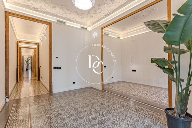 2 makuuhuone Huoneisto myytävänä paikassa L'Antiga Esquerra de L'Eixample, Barcelona kaupunki - 1 490 000 € (Ref: 9398638)