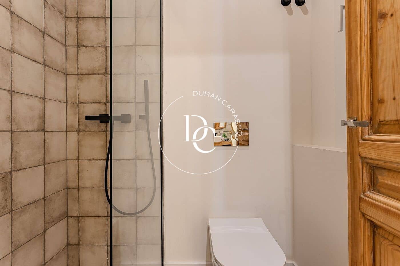 2 makuuhuone Huoneisto myytävänä paikassa Barcelona kaupunki - 1 490 000 € (Ref: 9398638)