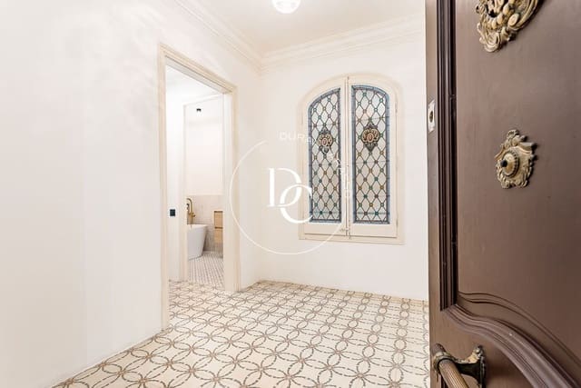 3 soverom Leilighet til salgs i L'Antiga Esquerra de L'Eixample, Barcelona by - € 820 000 (Ref: 9427401)