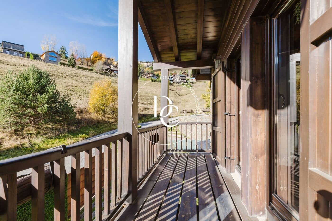 4 bedroom Villa for sale in Alp - € 520,000 (Ref: 9427402)