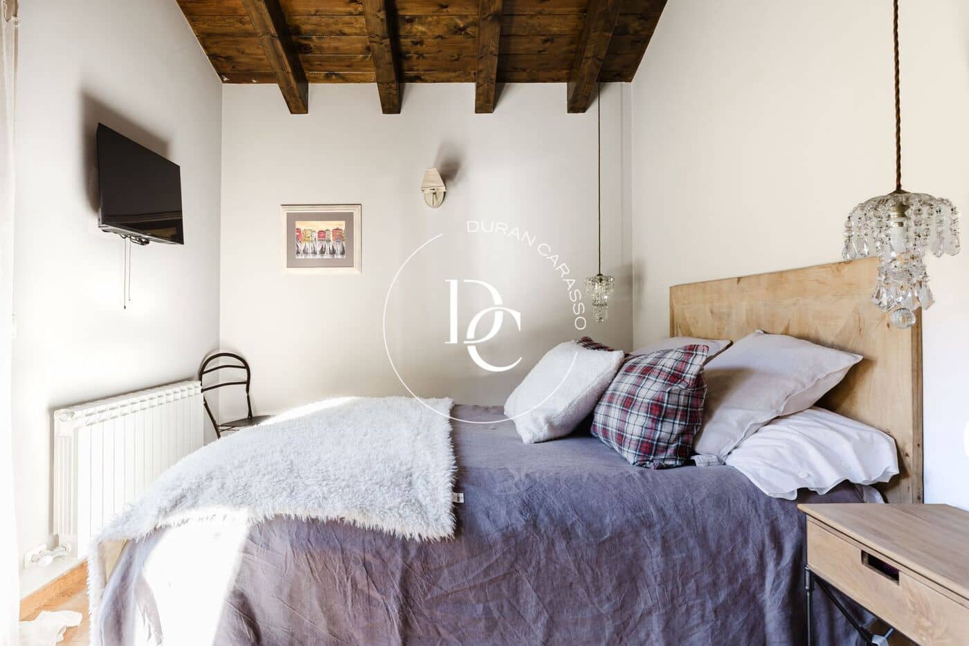 4 bedroom Villa for sale in Alp - € 520,000 (Ref: 9427402)