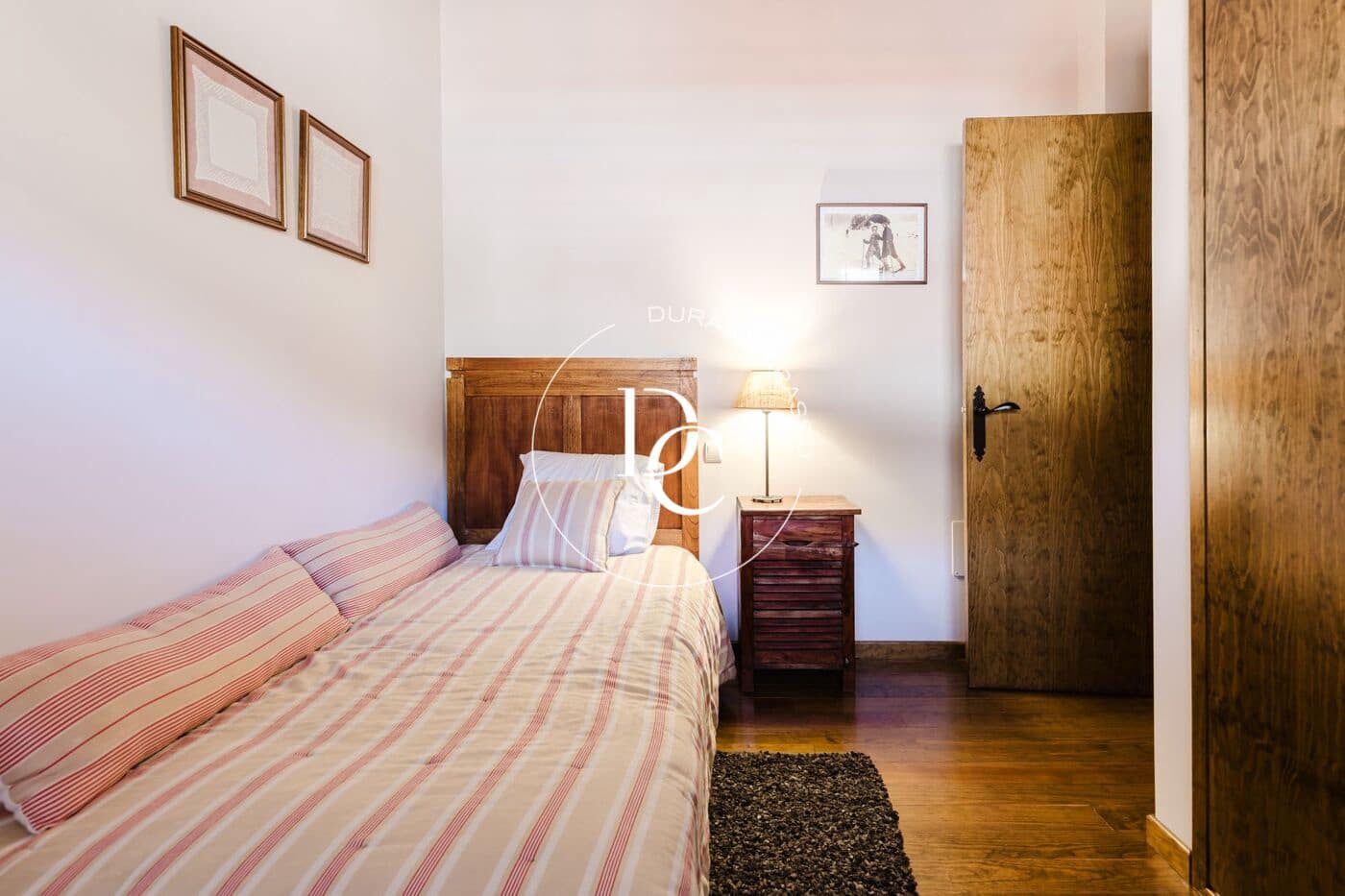 4 bedroom Villa for sale in Alp - € 520,000 (Ref: 9427402)