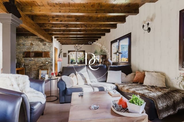 4 soveværelse Villa til salg i Alp - € 520.000 (Ref: 9427402)