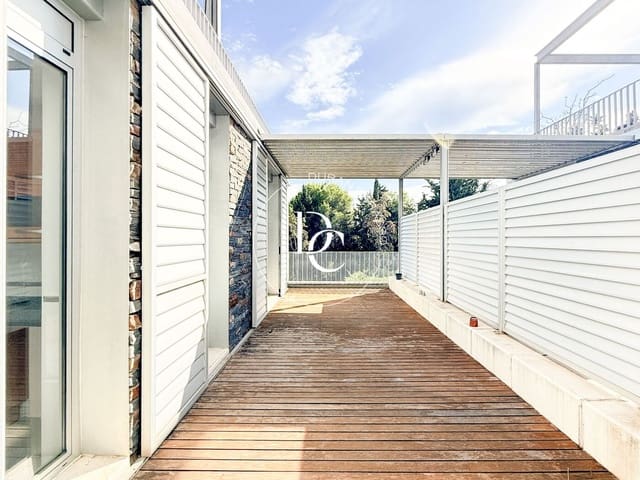 3 bedroom Apartment for sale in Sant Pere de Ribes with pool - € 526,000 (Ref: 9431623)