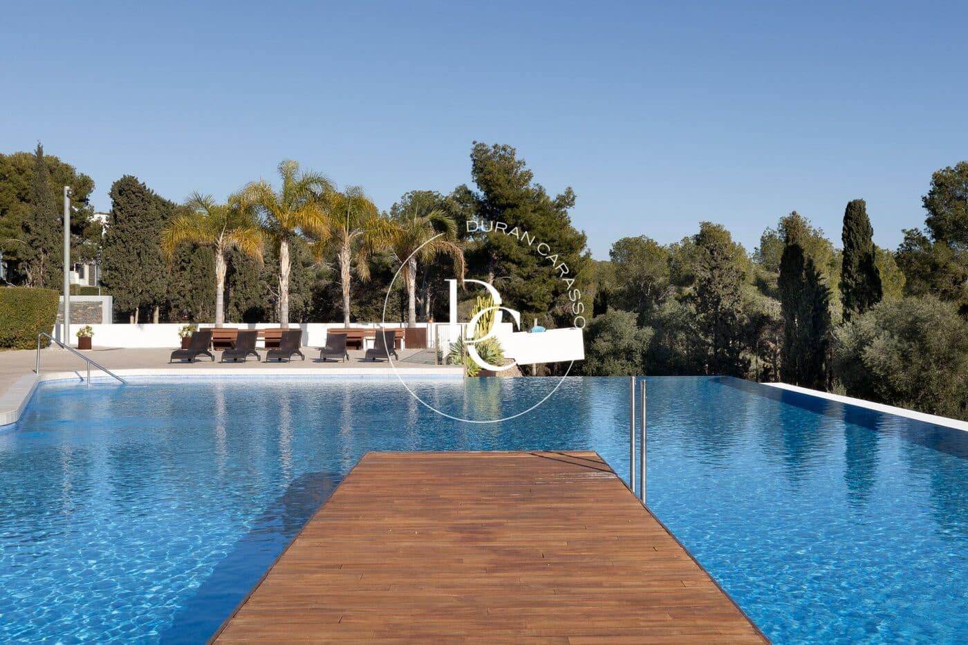 Apartment for sale in Sant Pere de Ribes with pool - € 465,000 (Ref: 9435157)