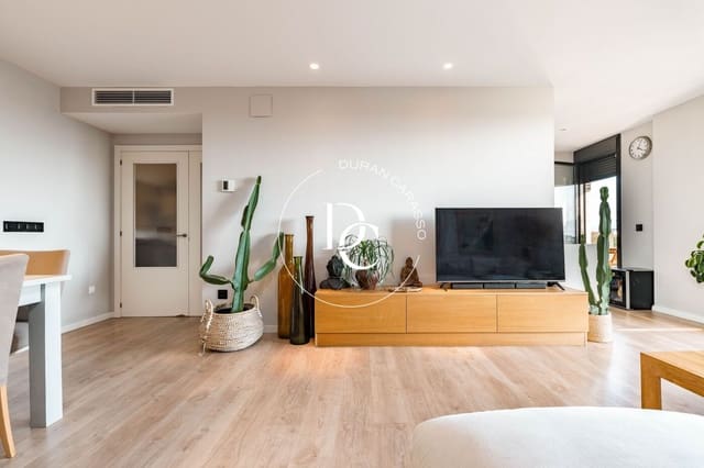 4 sypialnia Penthouse na sprzedaż w Sitges z basenem - 1 150 000 € (Ref: 9456470)