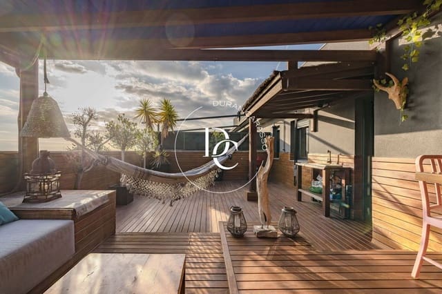 4 quarto Penthouse para venda em Sitges com piscina - 1 300 000 € (Ref: 9456470)