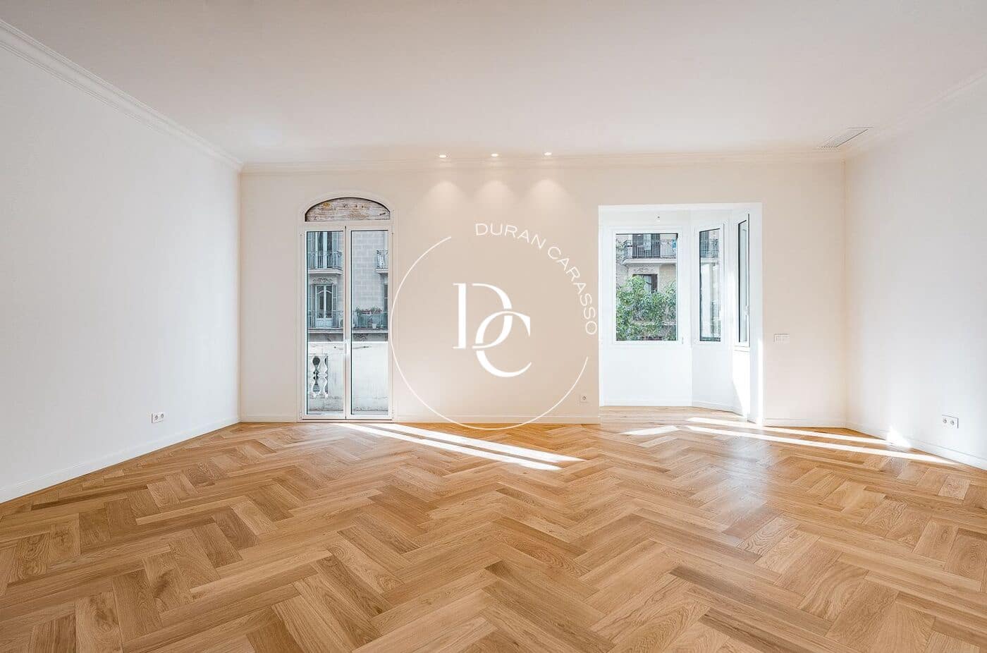 Apartament na sprzedaż w Miasto Barcelona - 1 650 000 € (Ref: 9456472)