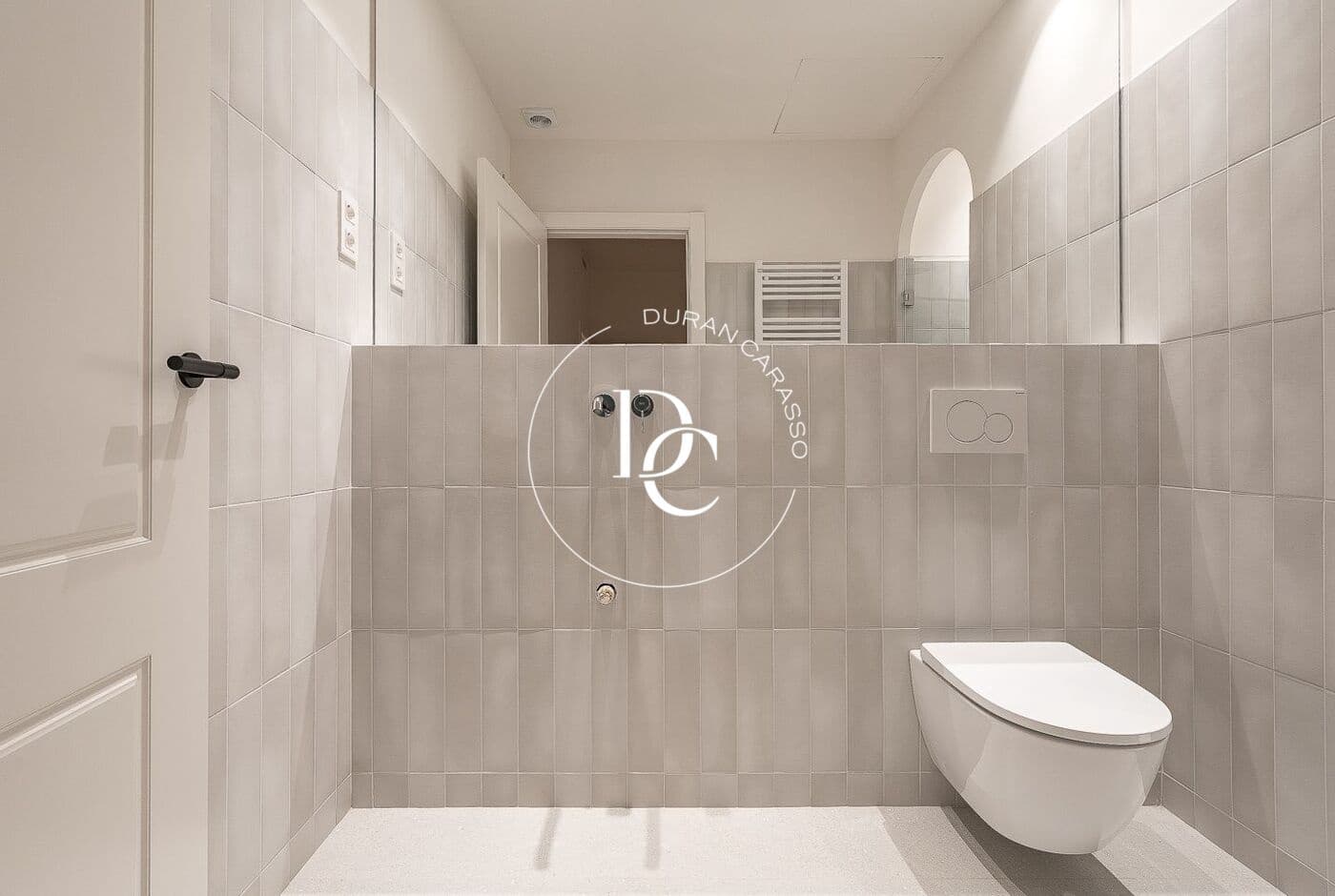 Apartament na sprzedaż w Miasto Barcelona - 1 650 000 € (Ref: 9456472)