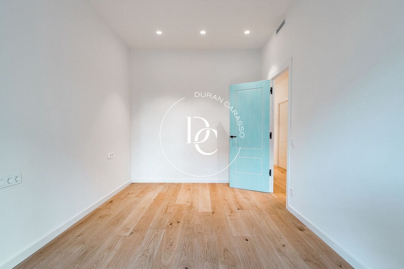 Apartament na sprzedaż w Miasto Barcelona - 1 650 000 € (Ref: 9456472)