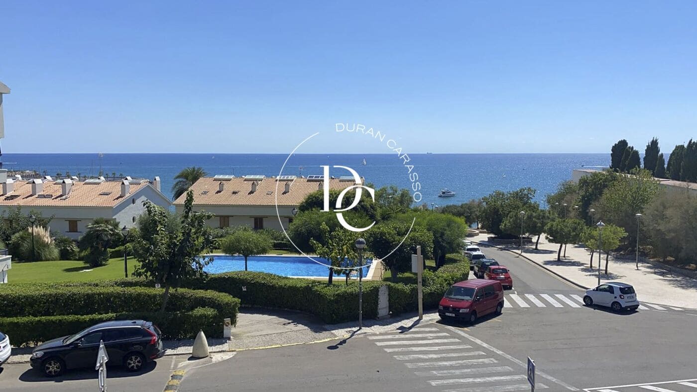 4 slaapkamer Appartement te huur in Sitges - € 1.800 (Ref: 9462492)