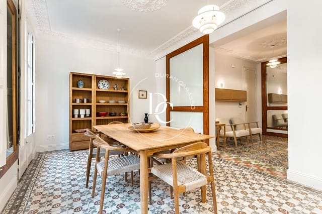 3 sovrum Lägenhet till salu i L'Antiga Esquerra de L'Eixample, Barcelona stad - 994 000 € (Ref: 9481281)