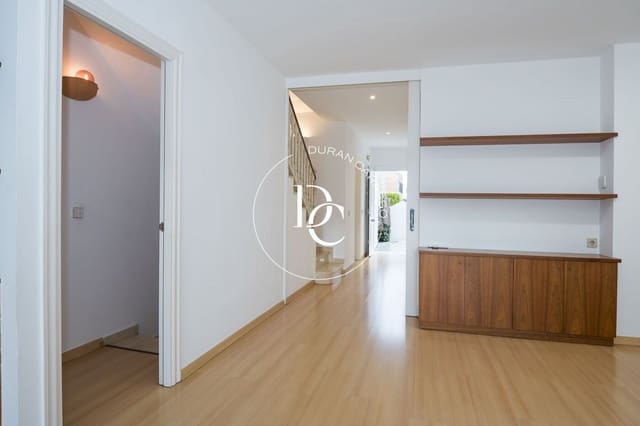 4 bedroom Apartment for sale in Sitges - € 750,000 (Ref: 9481282)